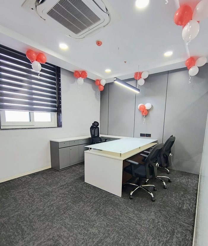 Awtech Director Desk 